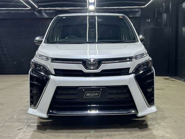 トヨタ ヴォクシー ２．０ ＺＳ 煌ＩＩＩ R3年 (近畿) 99