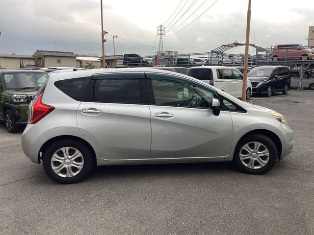 日産 ノート １．２ Ｘ H26年 (近畿) 99