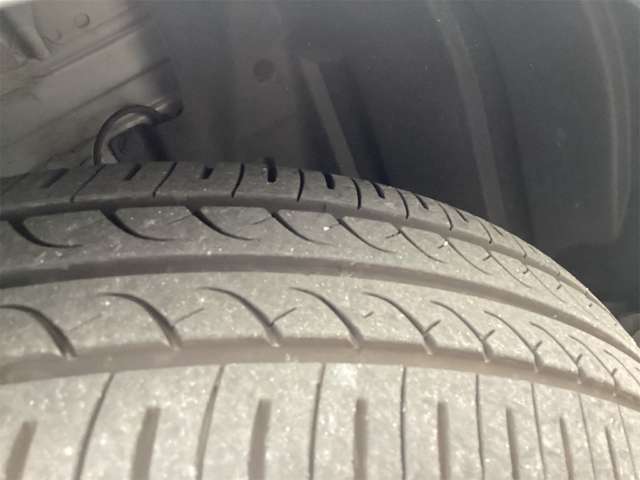 日産 ノート １．２ Ｘ H26年 (近畿) 99