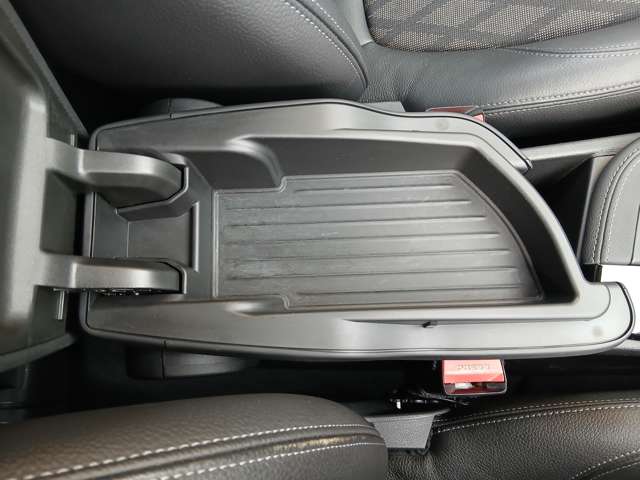 ＢＭＷ Ｘ１ Ｘドライブ １８Ｄ Ｘライン ４ＷＤ H29年 () 99