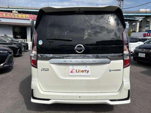 日産 セレナ １．２ Ｅ－ＰＯＷＥＲ ハイウェイスター Ｖ R4年 (近畿) 99