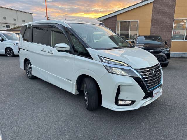 日産 セレナ １．２ Ｅ－ＰＯＷＥＲ ハイウェイスター Ｖ R3年 (近畿) 99
