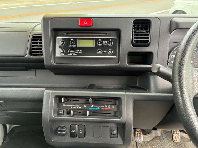 ダイハツ ハイゼットトラック ６６０ ジャンボ ３方開 ４ＷＤ H28年 () 99
