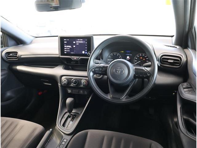 トヨタ ヤリス １．０ Ｘ R6年 () 99