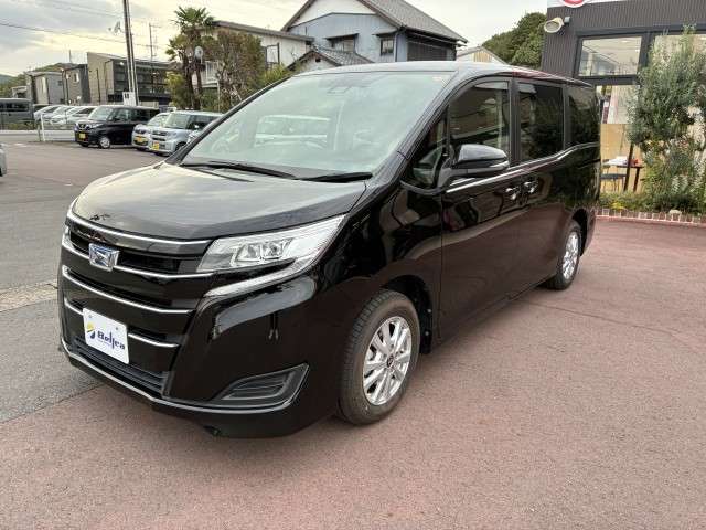 トヨタ ノア １．８ ハイブリッド Ｘ R3年 (東海) 99