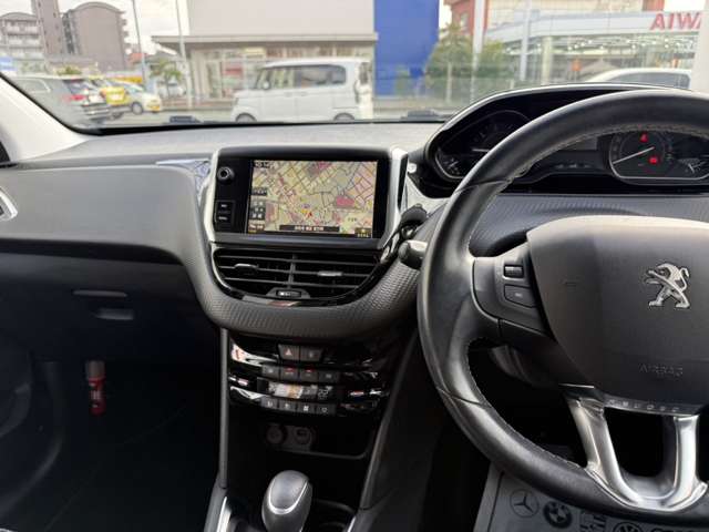 プジョー ２０８ アリュール　ファンエディション R1年 () 99