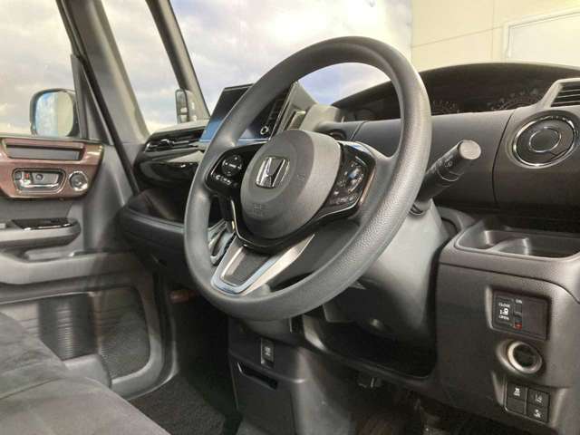 ホンダ Ｎ　ＢＯＸ カスタム ６６０ Ｇ Ｌ ホンダセンシング ４ＷＤ H30年 () 99