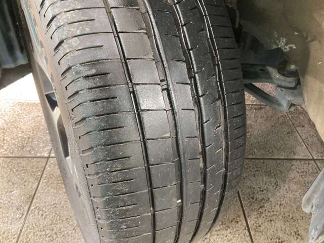 スバル フォレスター ２．０Ｉ－Ｓ アイサイト ４ＷＤ H25年 () 99