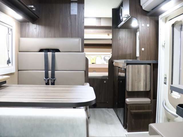 トヨタ カムロード キャンピング R4年 (北海道) 99
