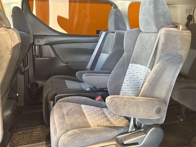 トヨタ ヴェルファイア ２．５ Ｚ Ａエディション H29年 (近畿) 99