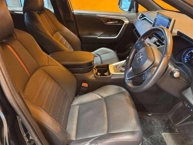 トヨタ ＲＡＶ４　ＰＨＶ ２．５ Ｇ Ｚ Ｅ－ＦＯＵＲ ４ＷＤ R3年 (近畿) 99
