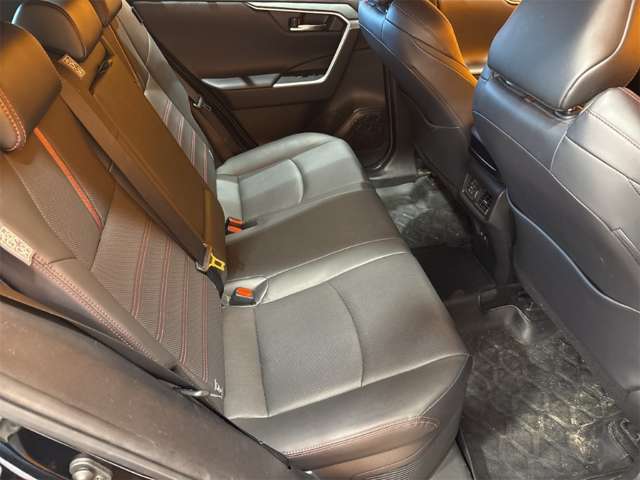 トヨタ ＲＡＶ４　ＰＨＶ ２．５ Ｇ Ｚ Ｅ－ＦＯＵＲ ４ＷＤ R3年 (近畿) 99