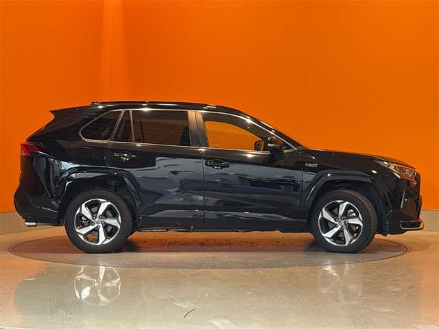 トヨタ ＲＡＶ４　ＰＨＶ ２．５ Ｇ Ｚ Ｅ－ＦＯＵＲ ４ＷＤ R3年 (近畿) 99
