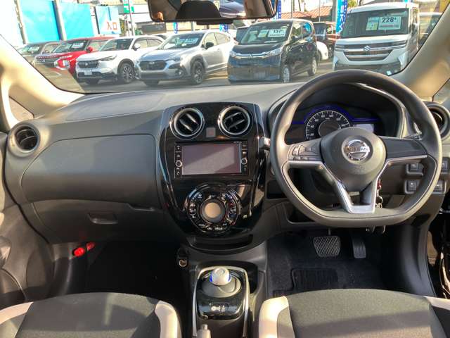 日産 ノート １．２ Ｅ－ＰＯＷＥＲ Ｘ H30年 (関東) 99