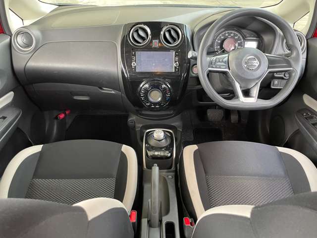 日産 ノート １．２ Ｅ－ＰＯＷＥＲ Ｘ H28年 (関東) 99