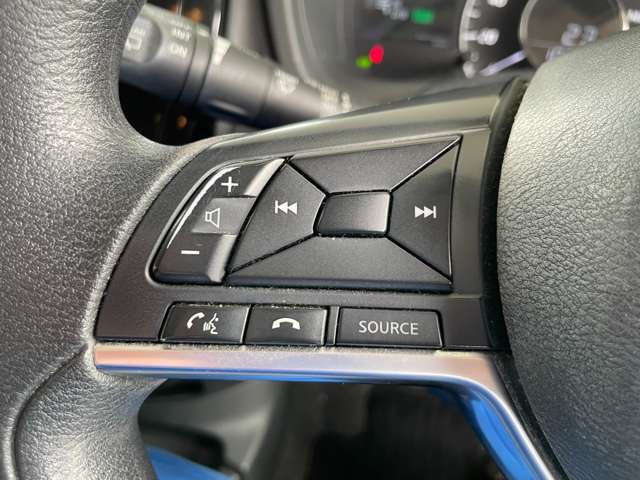 日産 ノート １．２ Ｅ－ＰＯＷＥＲ Ｘ H28年 (関東) 99