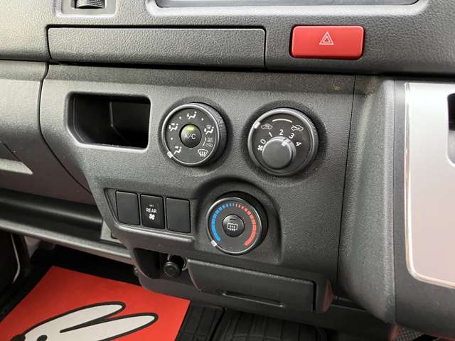 トヨタ レジアスエースバン ３．０ ＤＸ ロングボディ ディーゼルターボ ４ＷＤ H27年 (甲信越・北陸) 99