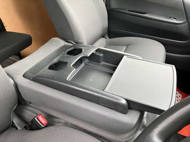トヨタ レジアスエースバン ３．０ ＤＸ ロングボディ ディーゼルターボ ４ＷＤ H27年 (甲信越・北陸) 99