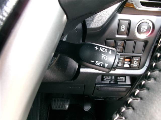 トヨタ ノア ２．０ ＳＩ ＷＸＢＩＩ R1年 (関東) 99