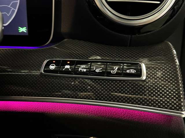 ＡＭＧ Ｅクラスワゴン Ｅ５３ ４マチックプラス （ＩＳＧ搭載モデル） ４ＷＤ R2年 () 99