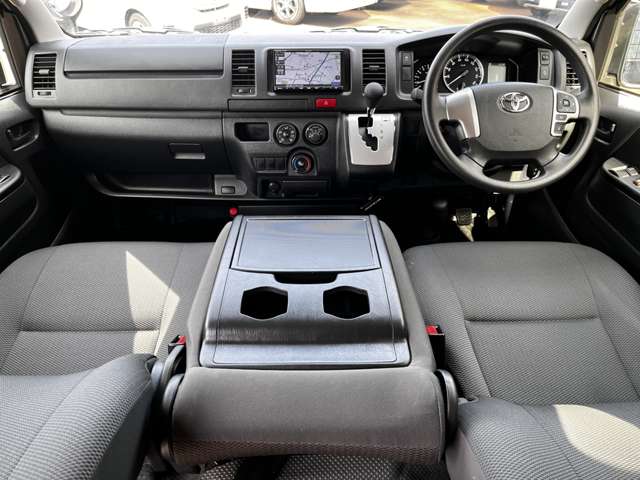 トヨタ ハイエースバン ２．０ ＤＸ ロング R4年 (関東) 99