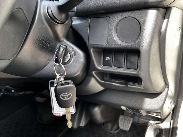 トヨタ ハイエースバン ２．０ ＤＸ ロング R4年 (関東) 99