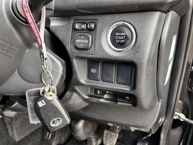 トヨタ ハイエースバン ２．８ スーパーＧＬ ダークプライムＩＩ ロングボディ ディーゼルターボ R2年 (関東) 99