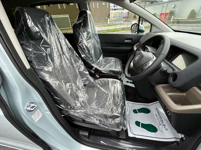 ホンダ フリード　ハイブリッド １．５ Ｅ：ＨＥＶ エアー ＥＸ R8年 (関東) 99