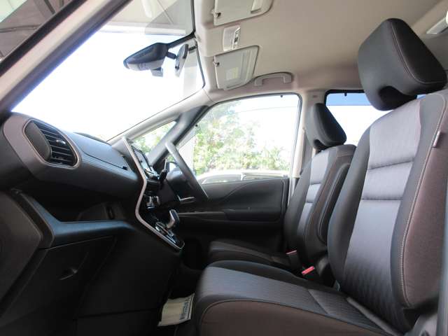 日産 セレナ １．２ Ｅ－ＰＯＷＥＲ ハイウェイスター Ｖ R1年 (関東) 99