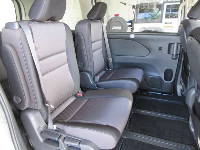 日産 セレナ １．２ Ｅ－ＰＯＷＥＲ ハイウェイスター Ｖ R1年 (関東) 99