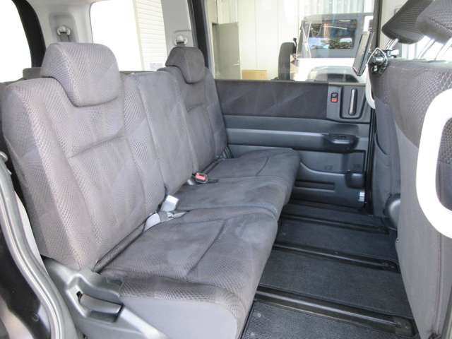 ホンダ ステップワゴン　スパーダ ２．０ スパーダ Ｚ H22年 (関東) 99