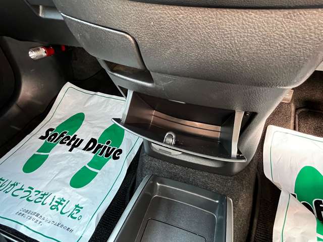 トヨタ ウィッシュ １．８Ｘ H23年 (関東) 99