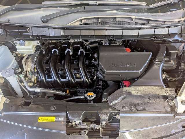 日産 セレナ ２．０ ハイウェイスター H29年 () 99