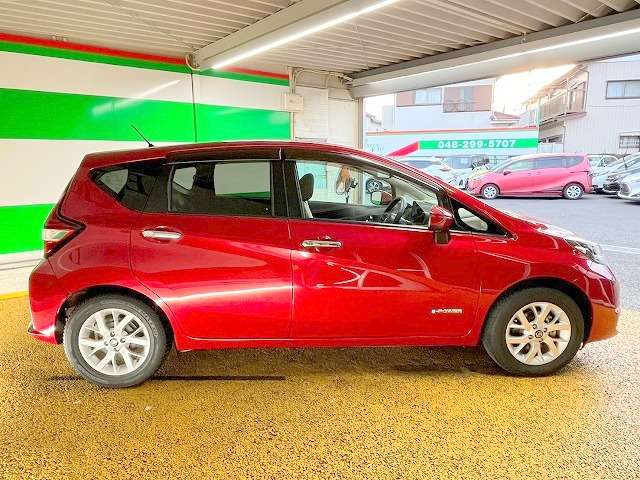 日産 ノート １．２ Ｅ－ＰＯＷＥＲ メダリスト H30年 (関東) 99
