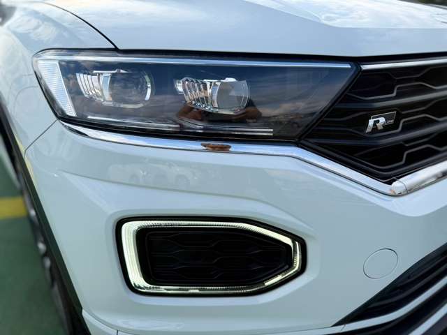 フォルクスワーゲン Ｔ－ＲＯＣ ＴＤＩ Ｒライン ディーゼルターボ R3年 () 99