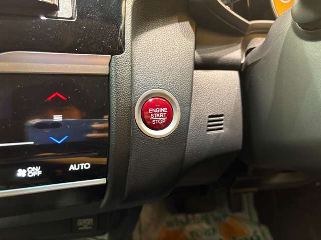 ホンダ フィット １．３ １３Ｇ Ｌパッケージ H28年 (近畿) 99