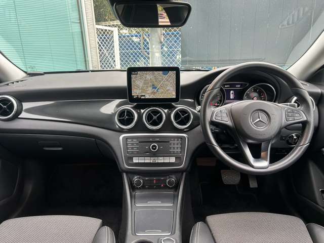 メルセデスベンツ ＣＬＡシューティングブレーク ＣＬＡ１８０　ＡＭＧ　スタイル H29年 () 99