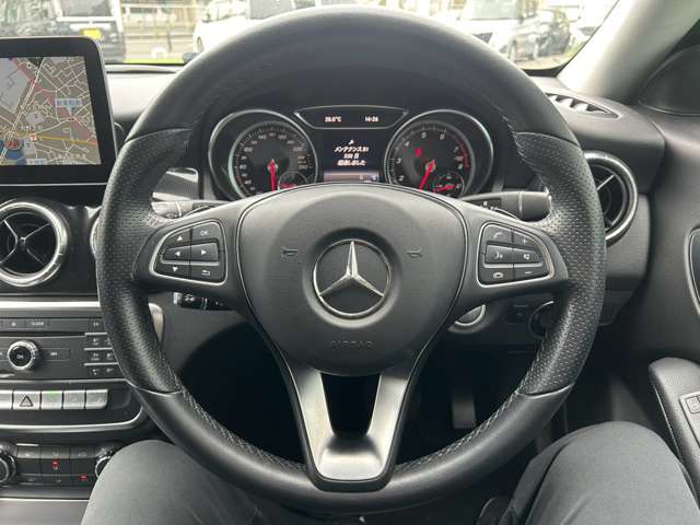メルセデスベンツ ＣＬＡシューティングブレーク ＣＬＡ１８０　ＡＭＧ　スタイル H29年 () 99