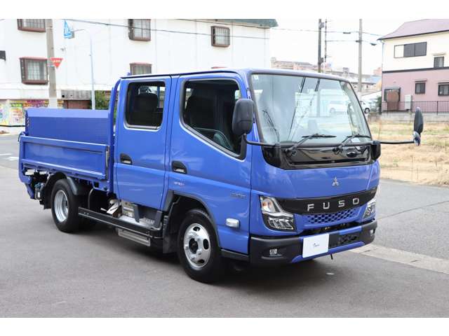 三菱フソウ キャンター ３．０ ダブルキャブ 全低床 ディーゼルターボ ４ＷＤ R6年 (近畿) 99