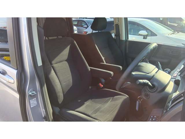 ホンダ ステップワゴン ２．０ Ｇ Ｌパッケージ ４ＷＤ H21年 () 99