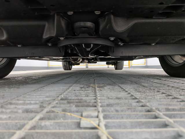 トヨタ ノア ２．０ ＳＩ ＷＸＢＩＩＩ ４ＷＤ R3年 () 99