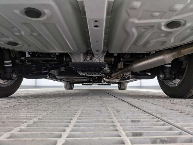 トヨタ ノア ２．０ ＳＩ ＷＸＢＩＩＩ ４ＷＤ R3年 () 99