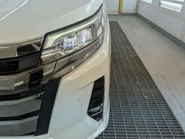 トヨタ ノア ２．０ ＳＩ ＷＸＢＩＩＩ ４ＷＤ R3年 () 99