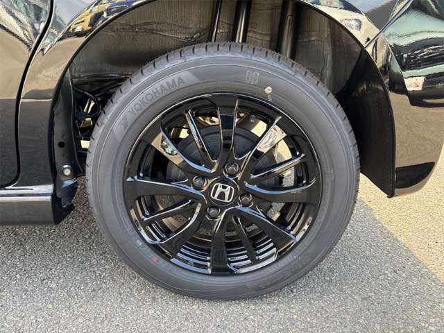 ホンダ Ｎ　ＢＯＸ カスタム ６６０ ブラック スタイル R8年 (四国) 99