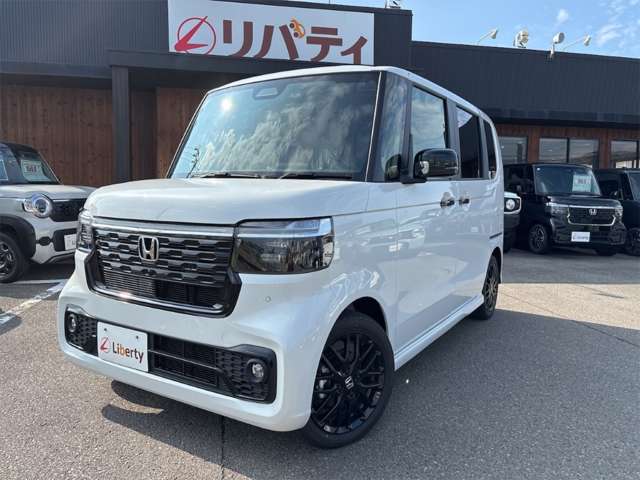ホンダ Ｎ　ＢＯＸ カスタム ６６０ ターボ ブラック スタイル R8年 (四国) 99