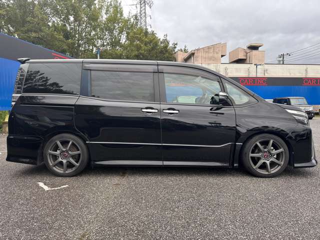 トヨタ ヴォクシー ２．０ ＺＳ 煌 H30年 (関東) 99