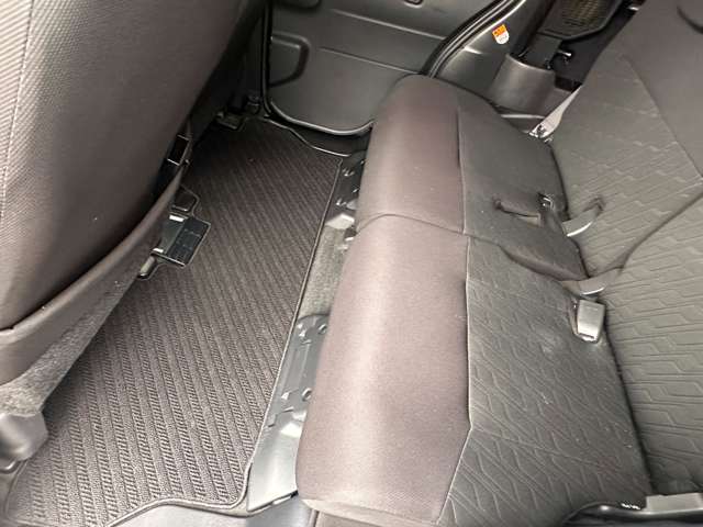 トヨタ ルーミー １．０ カスタム Ｇ－Ｔ H30年 (関東) 99