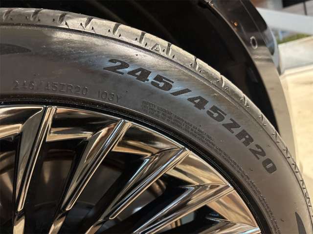 トヨタ クラウン ２．５ Ｚ ハイブリッド車 R6年 (近畿) 99
