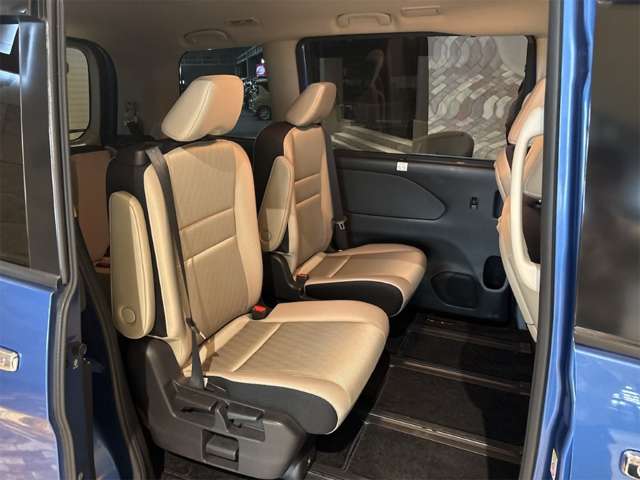 日産 セレナ １．２ Ｅ－ＰＯＷＥＲ ハイウェイスター Ｖ H30年 (近畿) 99