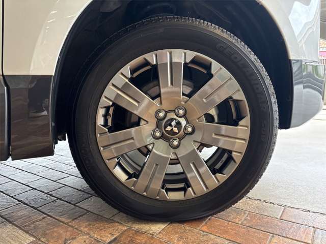 三菱 デリカ　Ｄ：５ ２．２ ジャスパー ディーゼルターボ ４ＷＤ R5年 (近畿) 99